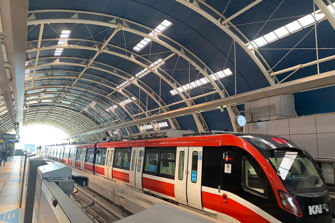 20 menit dari Stasiun LRT Harjamukti